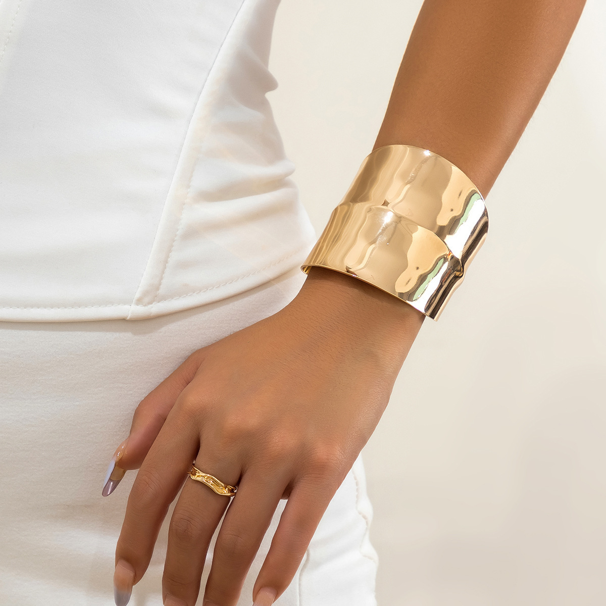 europe and america cross border ornament french simplicity design jade open-end polished bracelet niche retro hollow geometry Item Picture