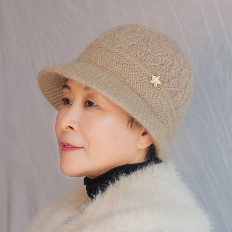2025 winter new hat female middle-aged and elderly moms' hat fleece-lined warm wool knitted hat old lady hat manufacturer full figure