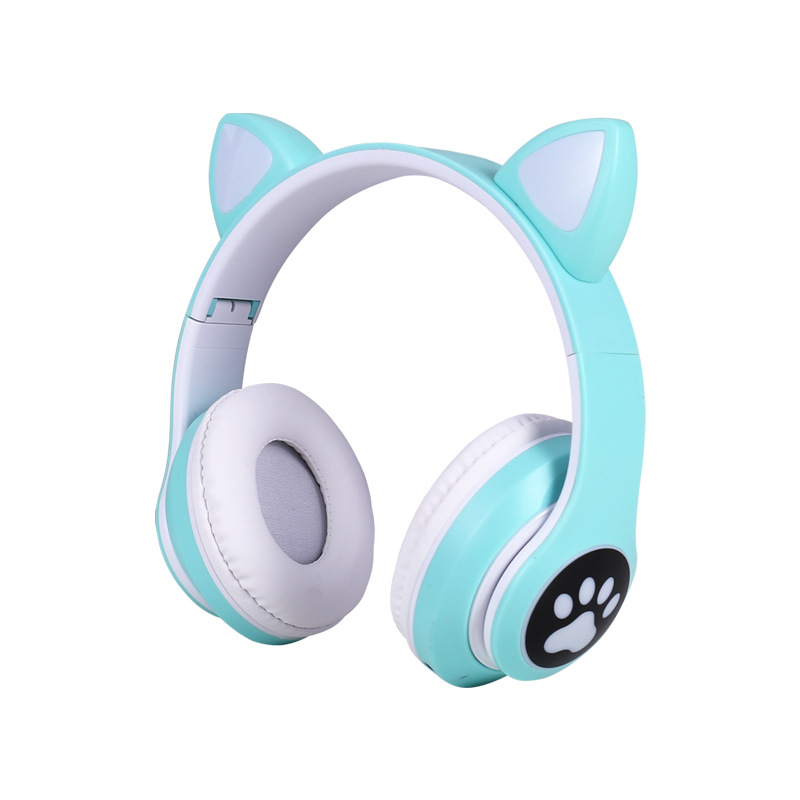 cross-border headset bluetooth headset stn-28  ear bass flashing luminous wireless sports card headset Application Scenario