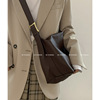 all-matching ins crossbody bag female 2023 new trendy casual tote bag niche large capacity shoulder bag underarm bag Specification drawing