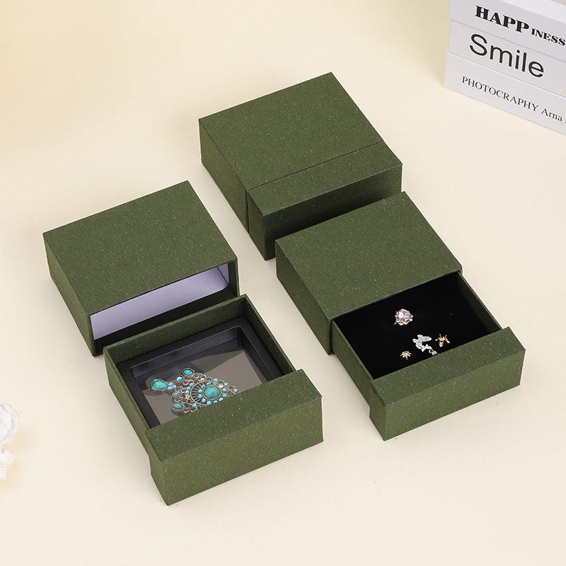 spot wear armor jewelry box wear armor box necklace earring jewelry box anti-oxidation pe film suspension earrings box Application Scenario
