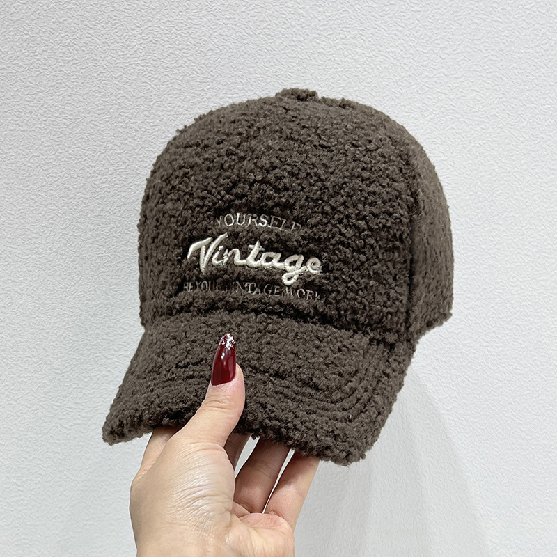 winter new plush warm embroidered letter baseball cap for women winter korean style versatile face-looking small peaked cap Specification drawing