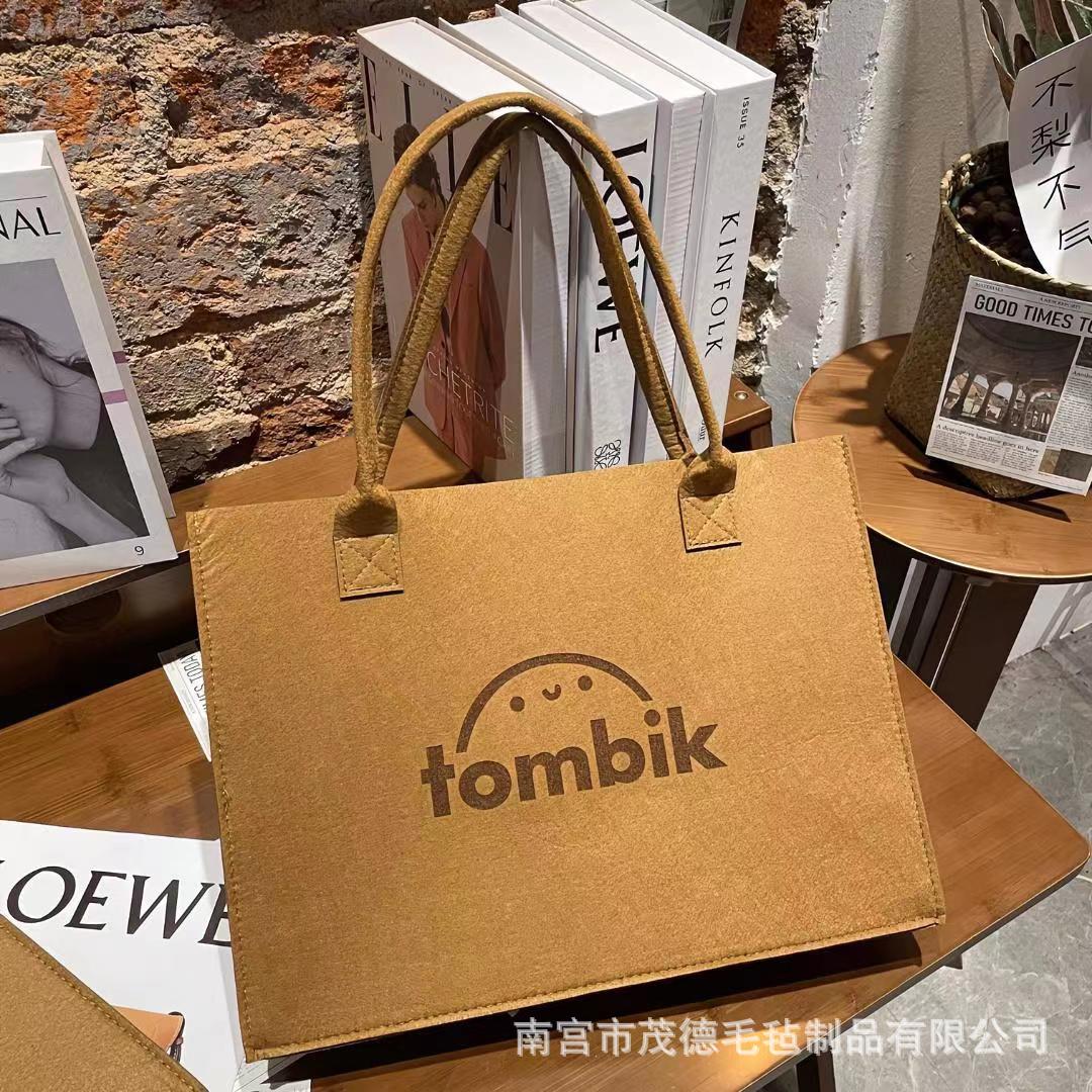 new ins large capacity felt handbag felt bag tiktok same portable felt tote bag details Picture