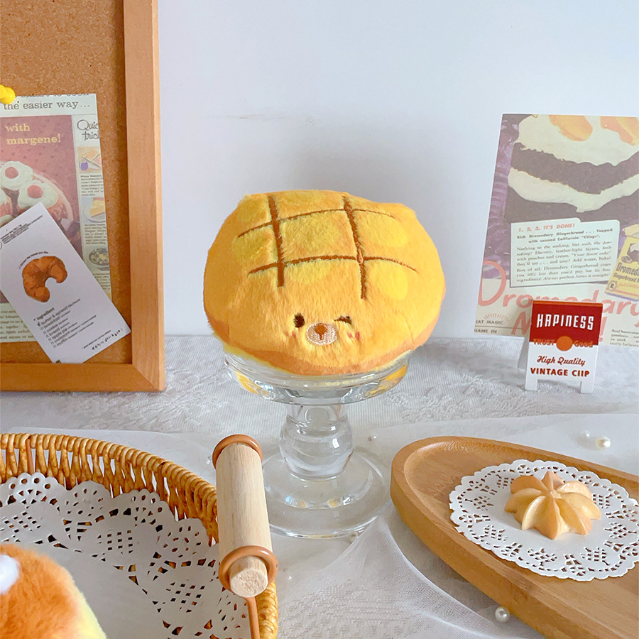 original bear cake plush doll hanger baking dessert doll children's birthday gifts wedding tossing doll Specification drawing