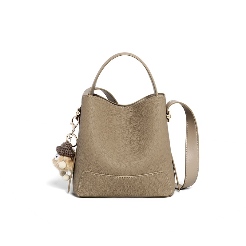 bucket bags women's 2025 new summer women's bag large capacity versatile shoulder messenger bag handbag luggage Item Picture