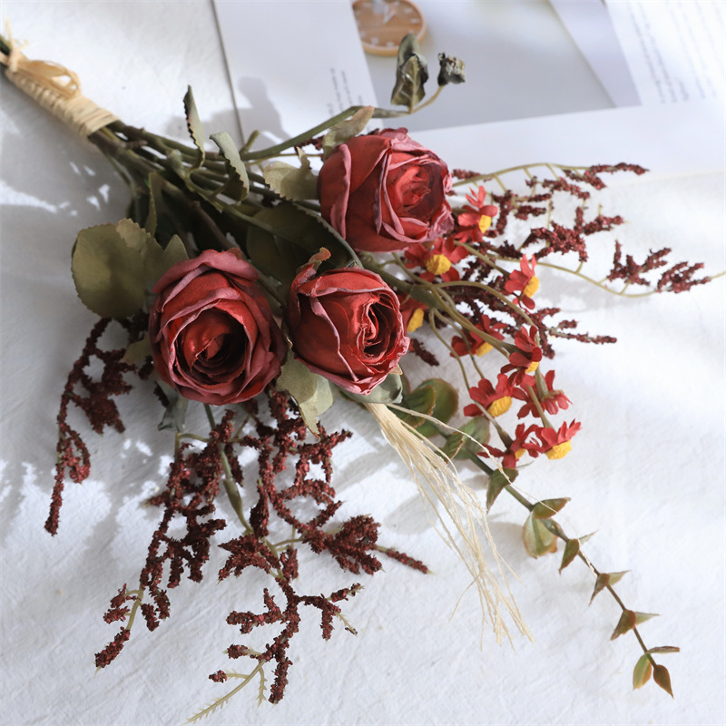 high-grade realistic retro burnt edge rose daisy fake/artificial flower bouquet dried flower home table decoration ornaments Application Scenario