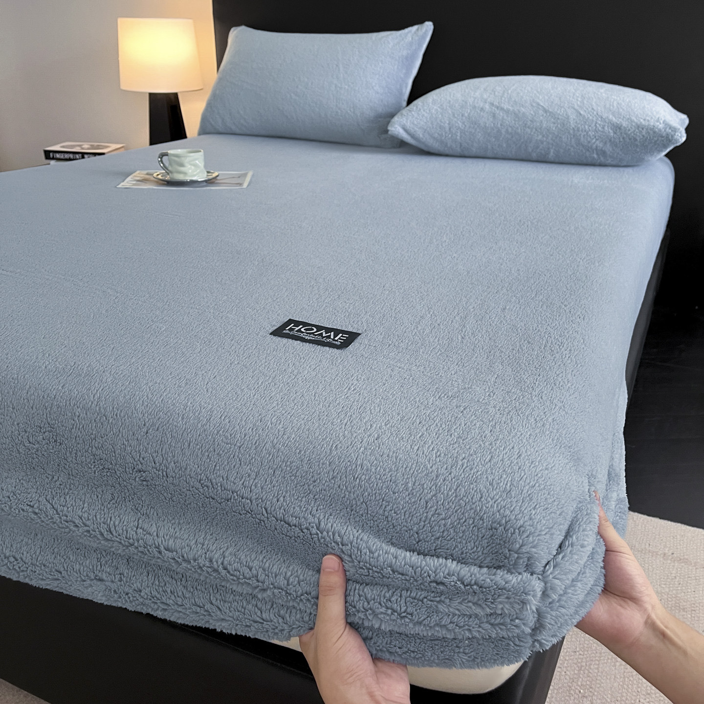winter milk fiber bedspread fleece-lined bedspread coral fleece thickened mattress protective cover non-slip sheet set 2025 new Application Scenario
