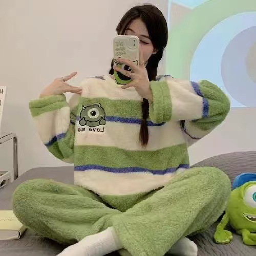 cartoon sweet head tilt bear same pajamas women's autumn and winter coral fleece thick loose large size foreign trade cross-border suit Item Picture