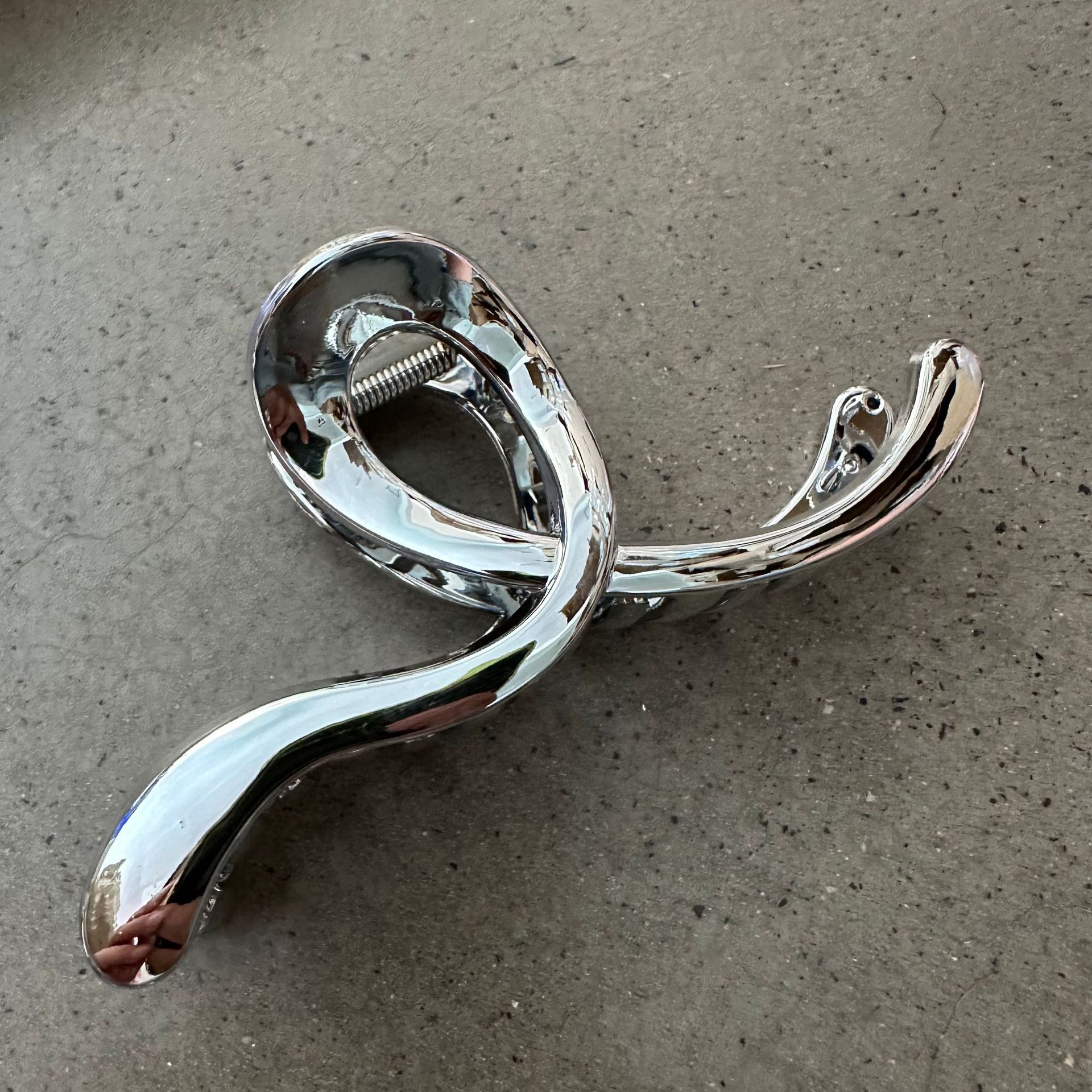pc high-grade electroplating bright gold and silver personality retro geometric grip back head shark clip updo hairpin hair accessories Item Picture