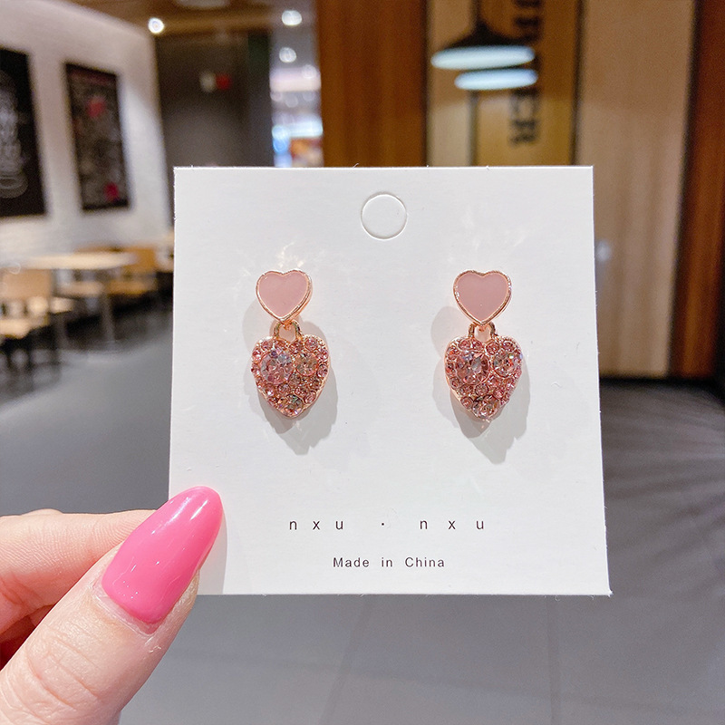 high-grade elegant earrings women's night market stall minority all-match earrings internet celebrity live hot earrings wholesale Specification drawing
