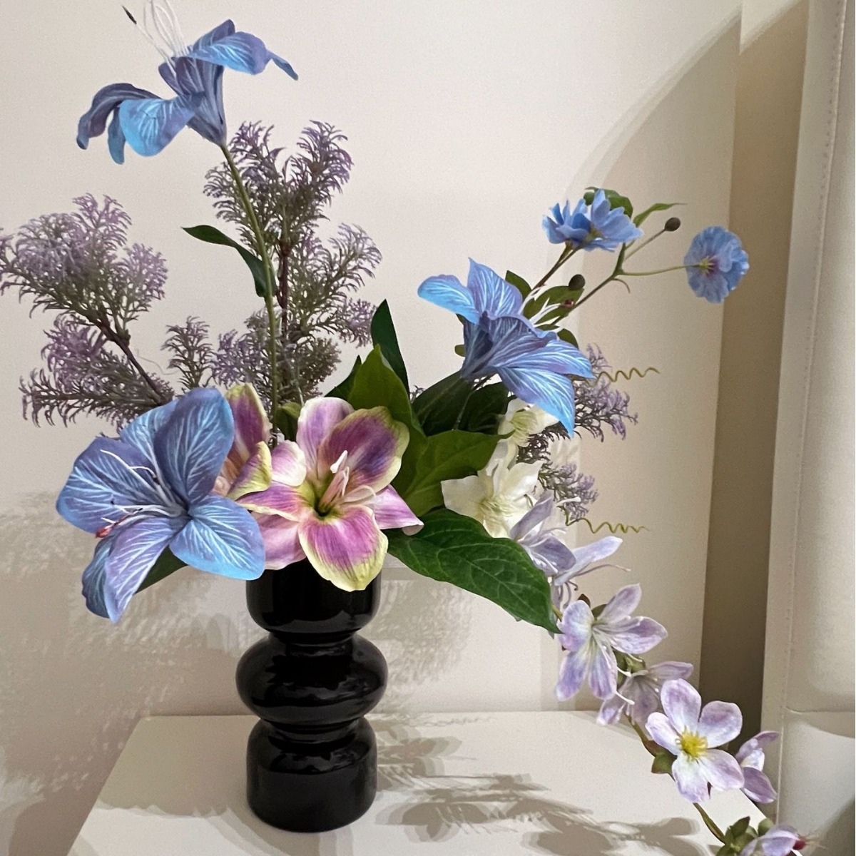 jardin monet purple artificial flower internet famous photo taking punch-in landscape diy layout window soft decoration with fake flower details Picture