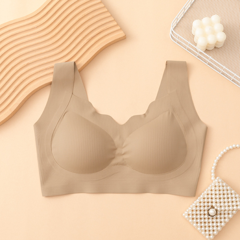 liquid foundation seamless underwear anti-sagging breast holding vest-style underwired bra cross-border large size women's underwear Item Picture