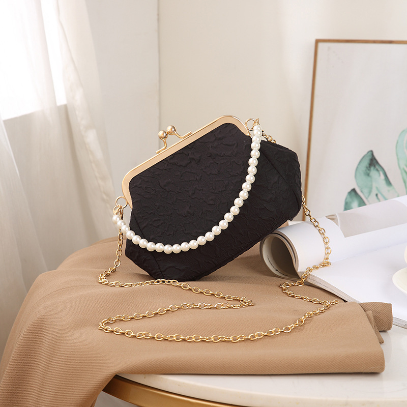 women's bag 2025 pleated shell bag new women's bag crossbody bag mobile phone bag beaded handbag mini coin purse Application Scenario