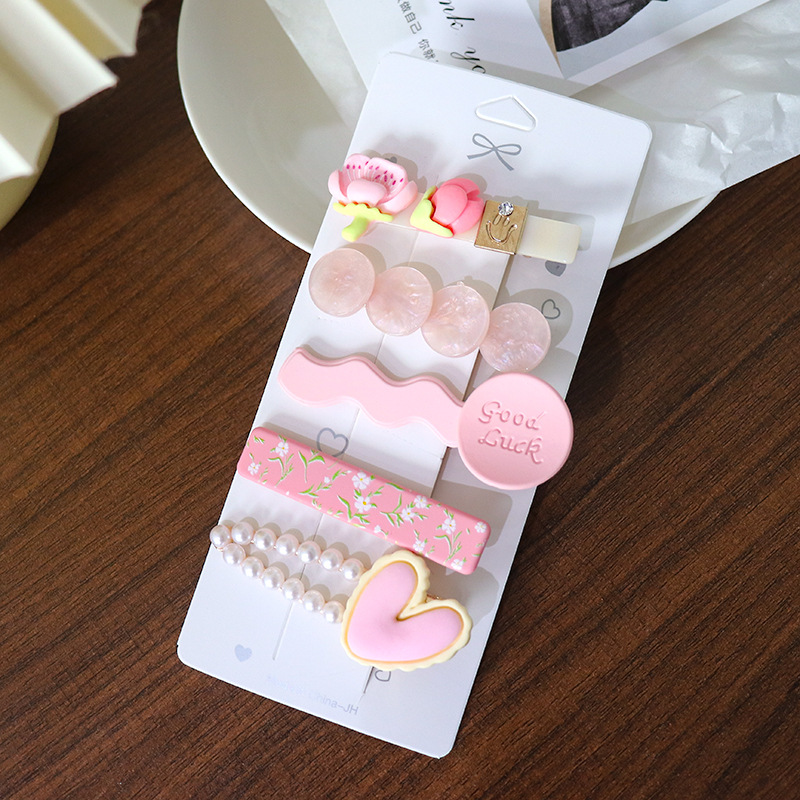 internet celebrity new hairpin pearl rhinestone duckbill hairpin side bangs shredded hair side clip cartoon clip headwear female Specification drawing