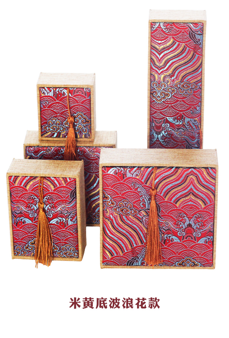 packing box national style long chain bracelet box linen tassel jewelry box bracelet rings pendants jewelry box gift box Application Scenario