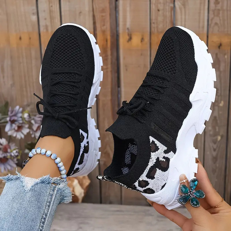 wow shoes women's fashionable new foreign trade mesh breathable sneakers retro white shoes korean style casual women's shoes Item Picture