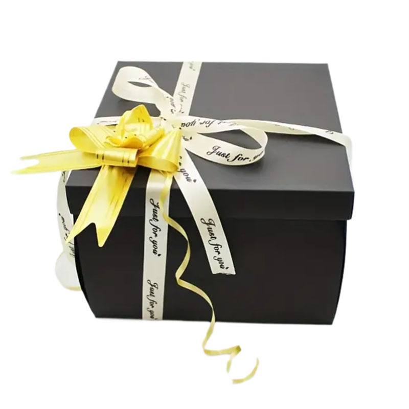 cross-border birthday gift box explosion surprise gift box five-layer candy snack gift box children's creative surprise box Application Scenario