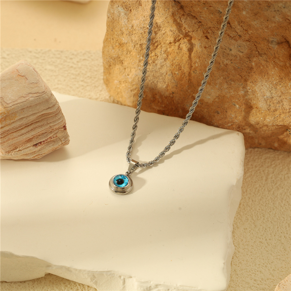 new devil's eye blue pendant necklace men's european and american fashion minority design high-grade clavicle chain female accessories details Picture