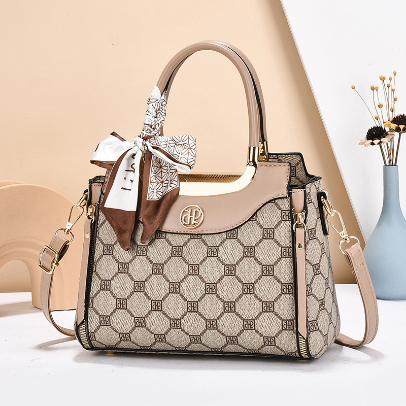 cross-border bag 2025 new large capacity shoulder messenger bag trendy fashion handbags high-grade tote bag for women details Picture