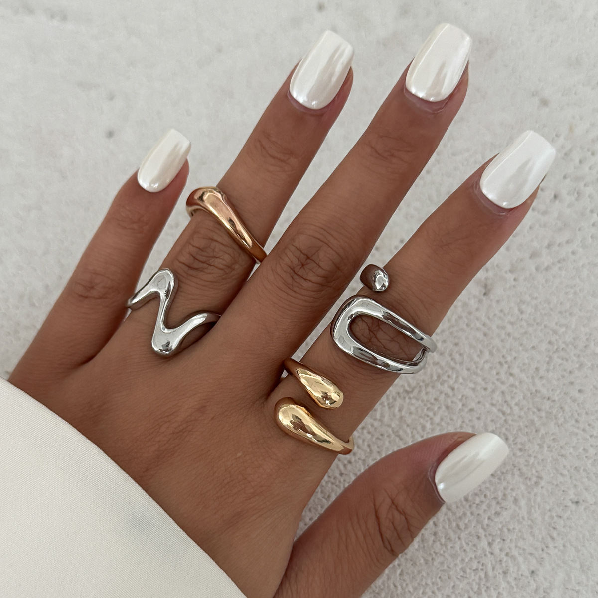 europe and america cross border hot selling bracelet personalized glossy irregular geometric knuckle ring hip hop style women's ring set Specification drawing