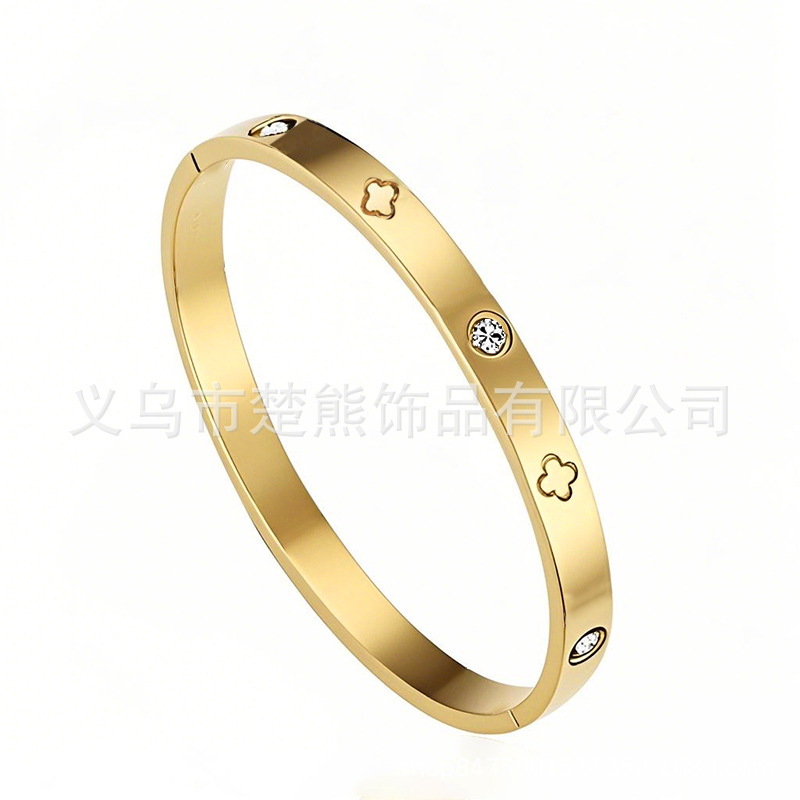 best seller in europe and america bracelet 4 diamond love bracelet female niche high-grade all-match diamond-embedded clover silver-plated bracelet details Picture
