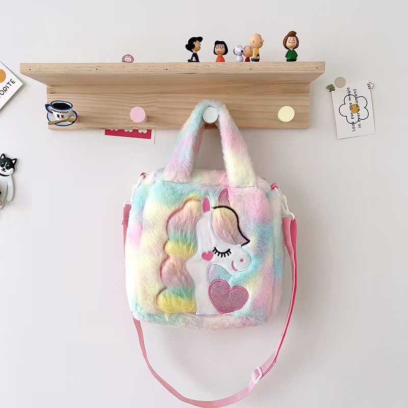 colorful unicorn handbag shoulder plush bag plush women's bag toy large capacity crossbody bag factory wholesale Application Scenario