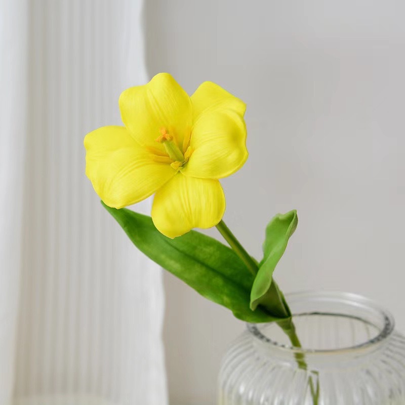 pu mini tulip wholesale home decoration artificial flowers simulation plant hand holding fake flower for wedding landscaping props details Picture