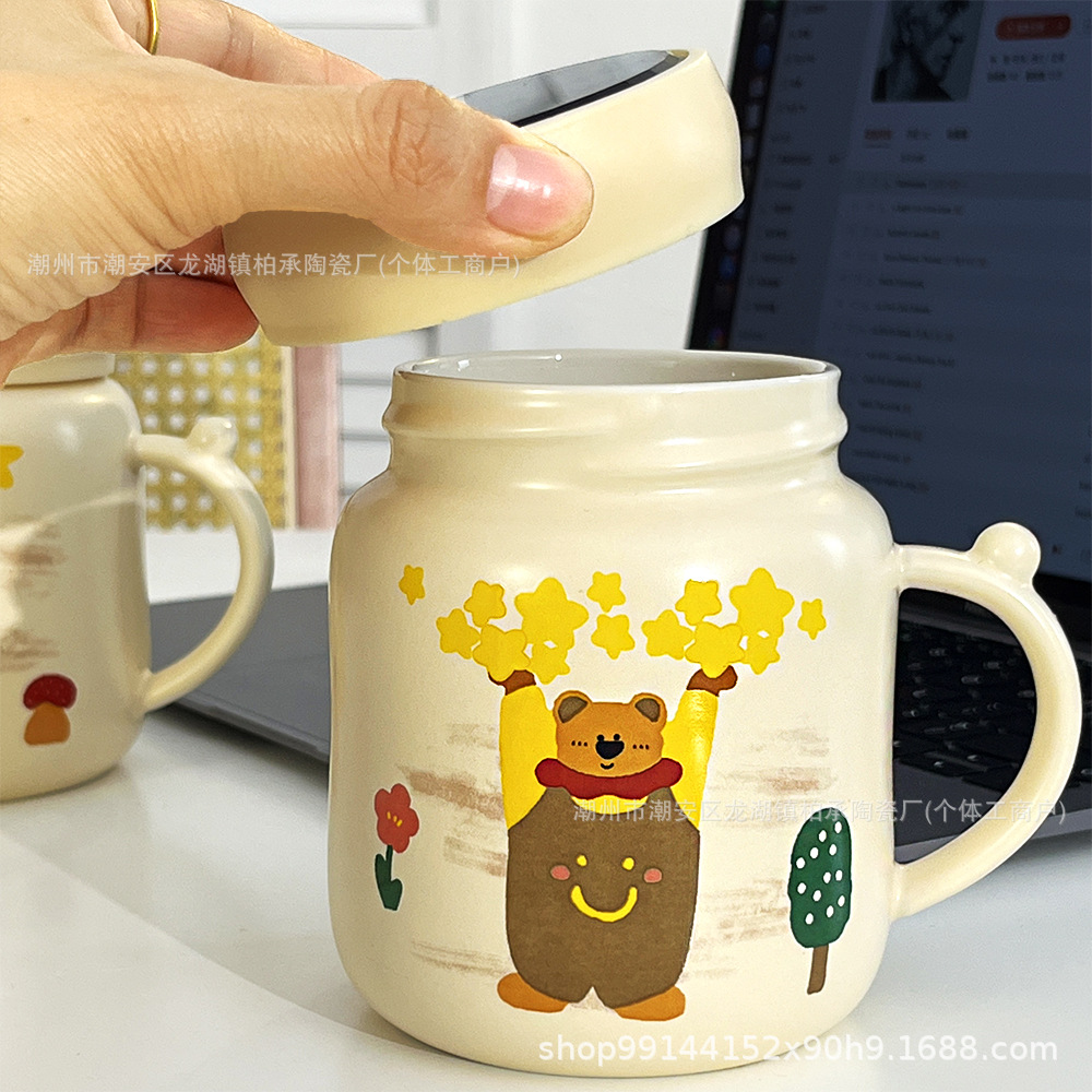 bear cup ceramic mug with lid couple good-looking household drinking cups office milk coffee cup Application Scenario