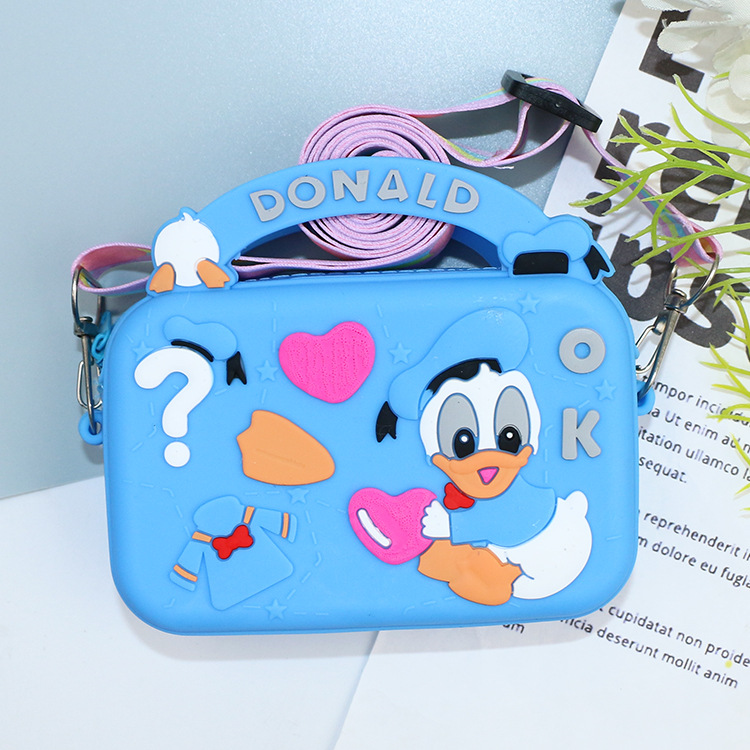 cartoon tote kid's messenger bag cute mini bag women's high sense silicone coin purse storage earphone bag Application Scenario