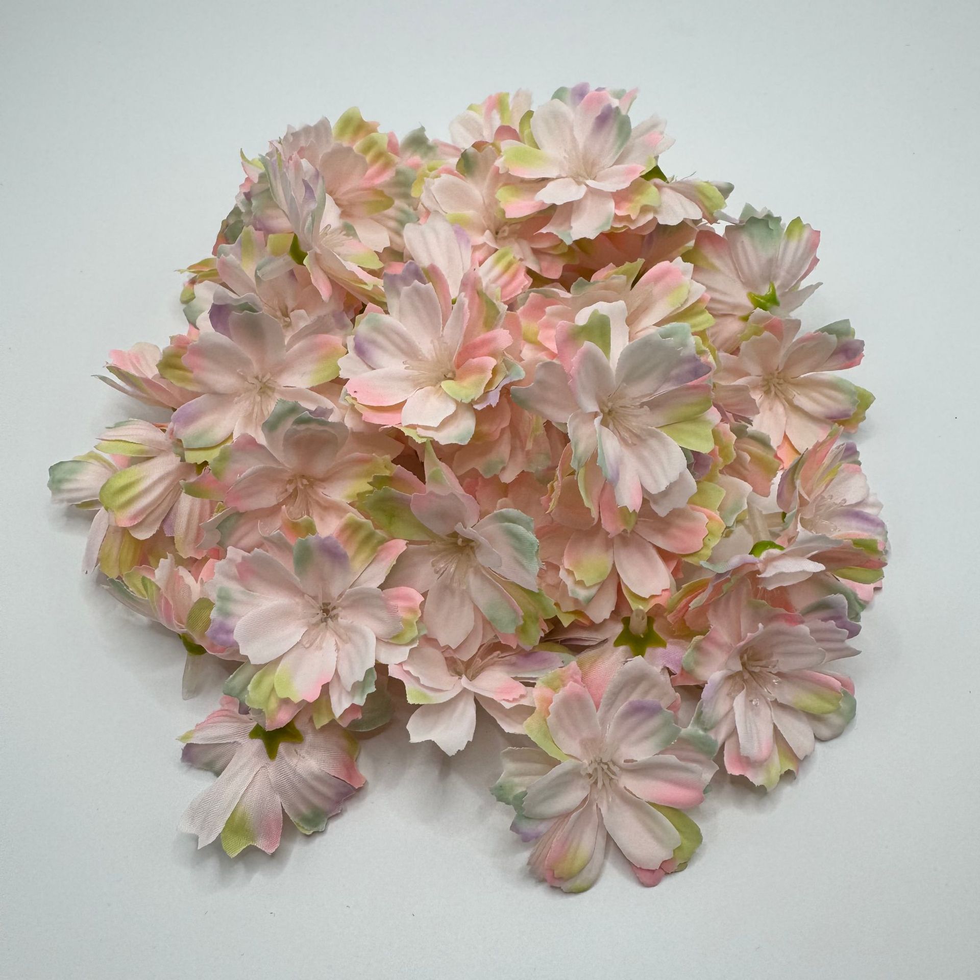 daisy fake flower diy material wedding decoration quincuncial head home decoration shooting props artificial flower head Item Picture