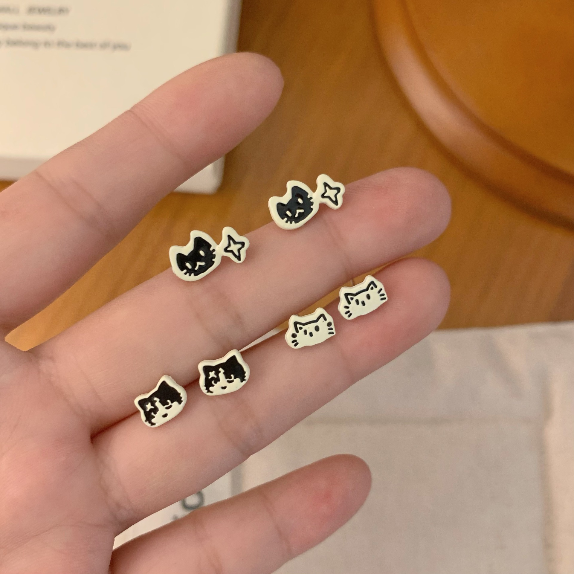 popular cute cartoon  puppy stud earrings geometric one week set star moon design sense small and versatile female earrings details Picture