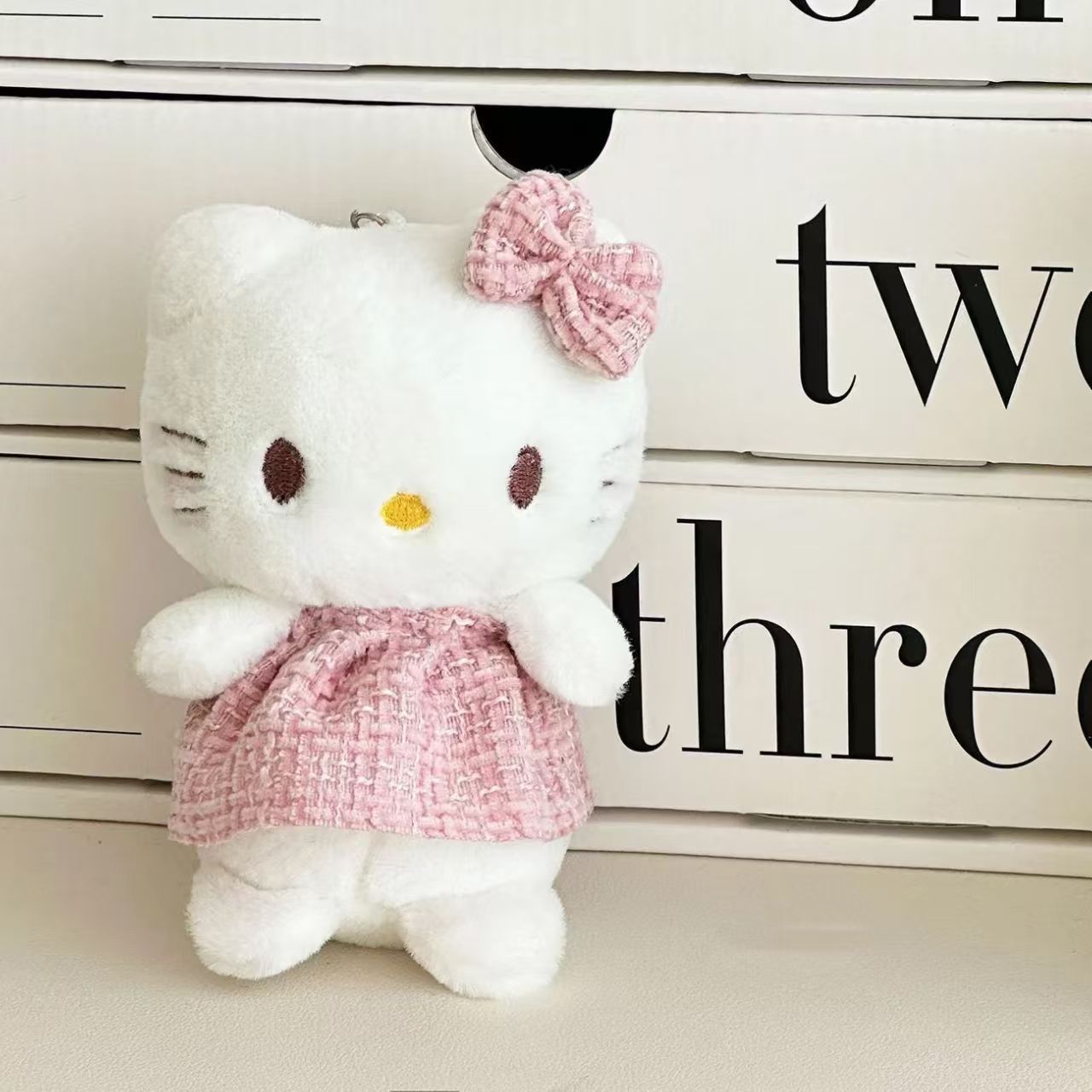 online influencer cute  kitty doll small pendant plush toy  doll bag pendant key ring doll full figure