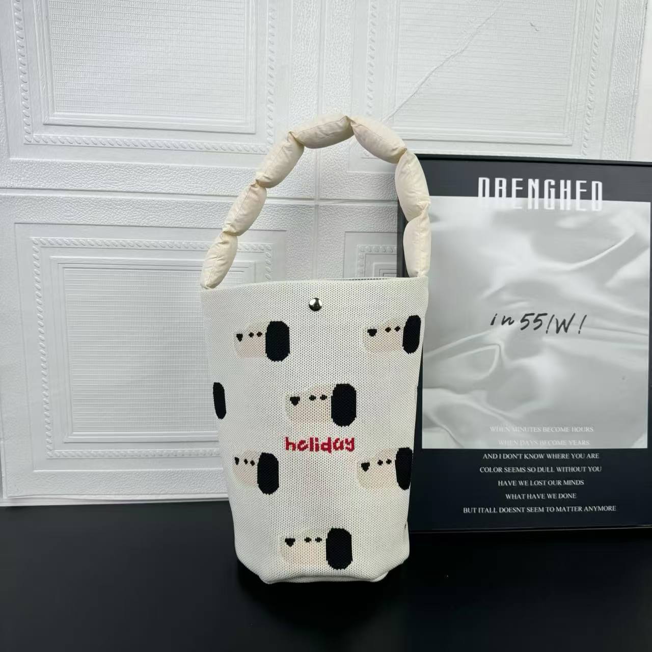 korean style ins new knitted shoulder bag dopamine cartoon cute summer wear crossbody handbag large capacity Specification drawing