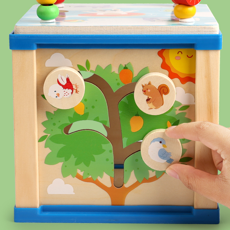 Children's Intelligence beaded multi-functional treasure box, early education and enlightenment beaded intelligence box for boys and girls, parent-child toys, shape matching clock, cognitive calculation stand, positioning, parent-child games Specification drawing