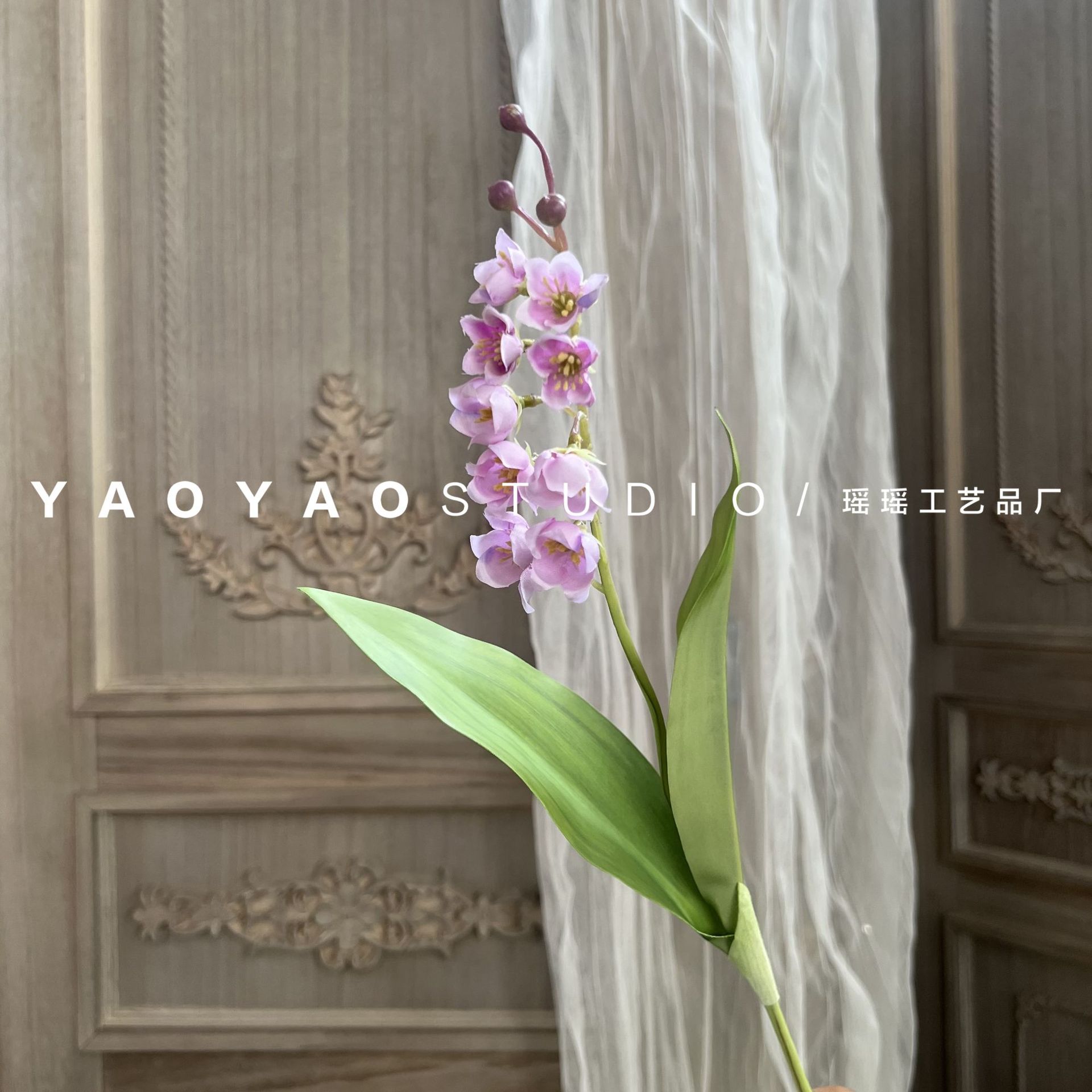 fresh ins style artificial flower lily flower arrangement bridal bouquet material high quality wind chimes fake flower dining table fake flowers Item Picture