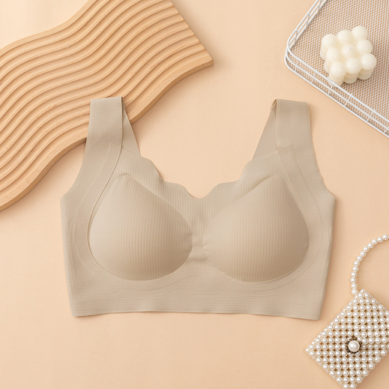 liquid foundation seamless underwear anti-sagging breast holding vest-style underwired bra cross-border large size women's underwear details Picture
