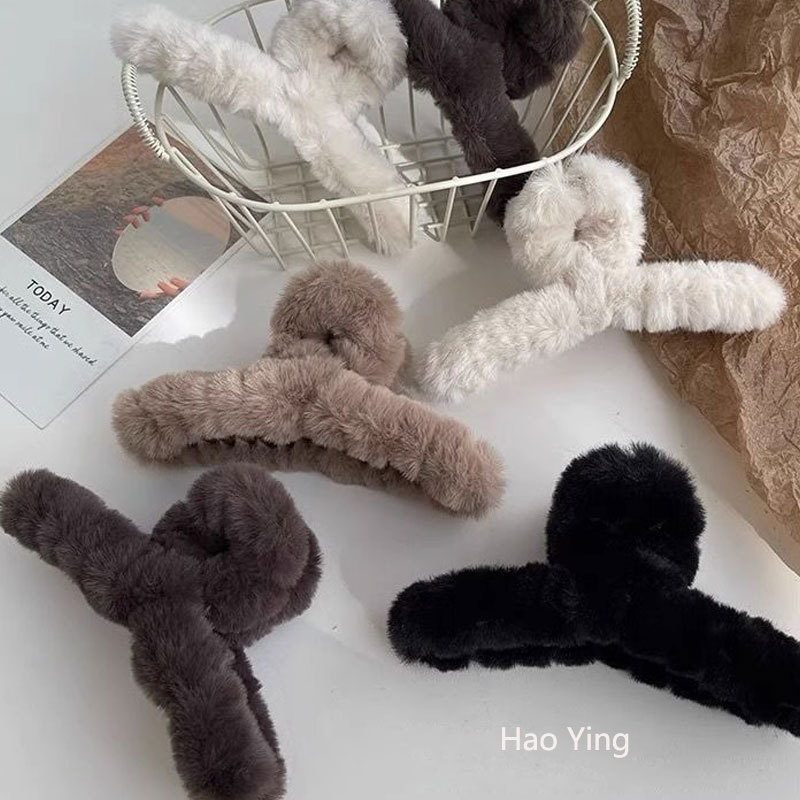 south korea maillard plush updo hair claw shark clip high sense back head hair volume more oversized hairy hair clips Specification drawing
