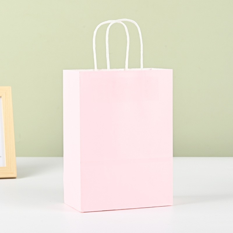 wholesale kraft paper portable paper bag takeaway catering baking milk tea packing bag clothing gift handbag printing logo Application Scenario