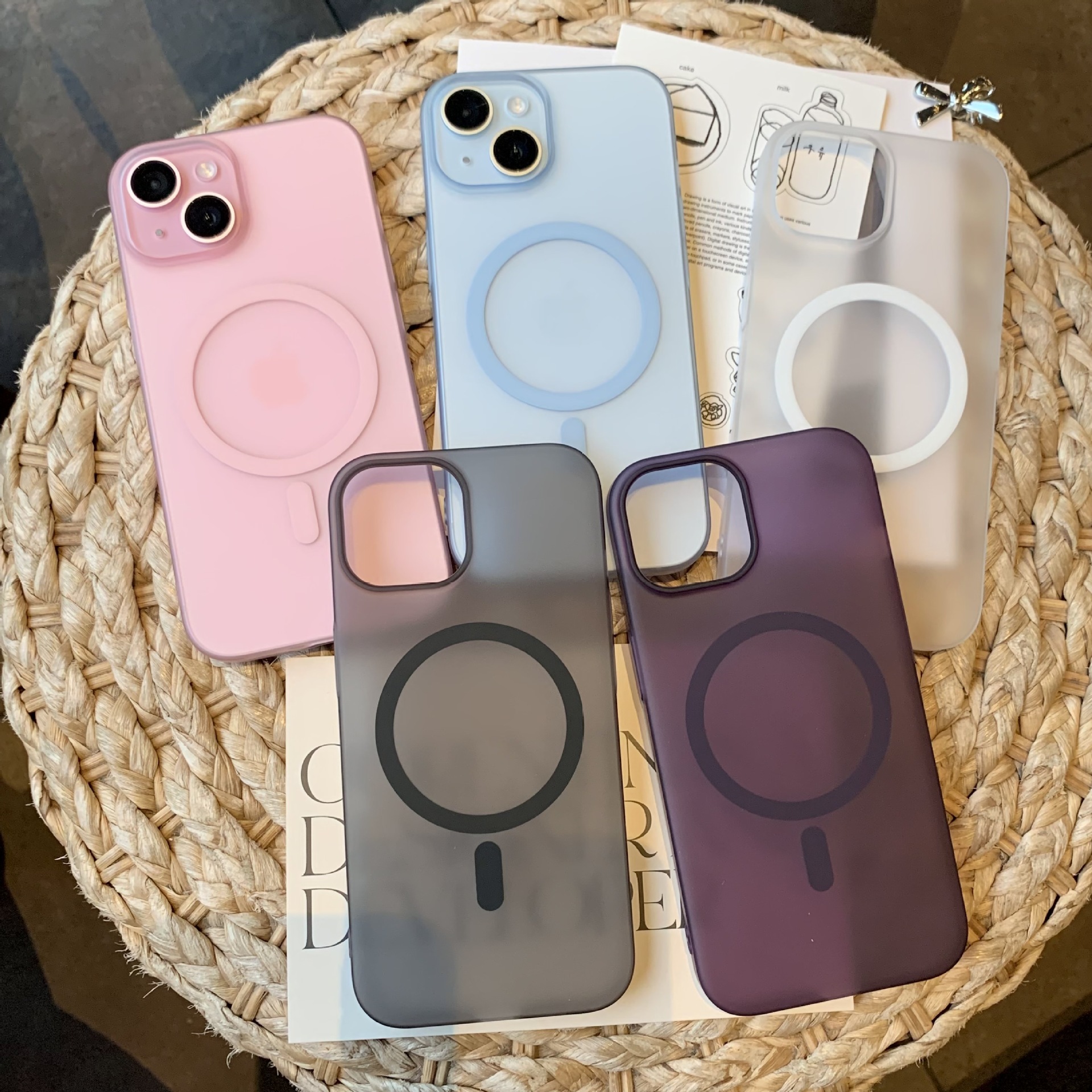 applicable to iphone17promax ultra-thin ice mist magnetic suction phone case apple 16 frosted skin feeling drop-resistant protective cover full figure