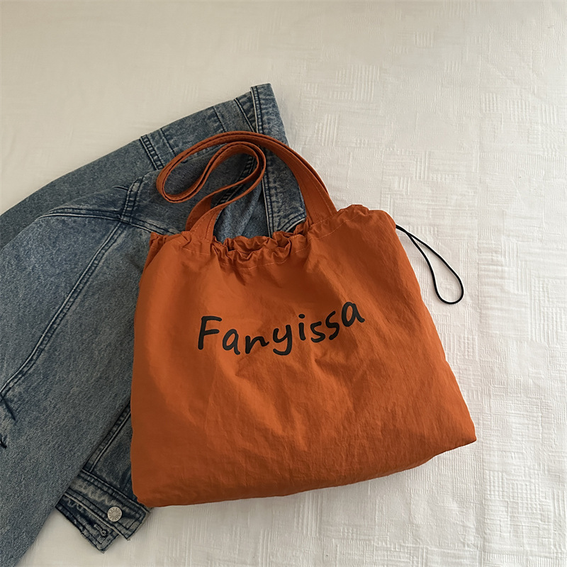 2025 new shoulder bag korean style tote bag large capacity women's canvas bag niche design underarm bag handbag details Picture