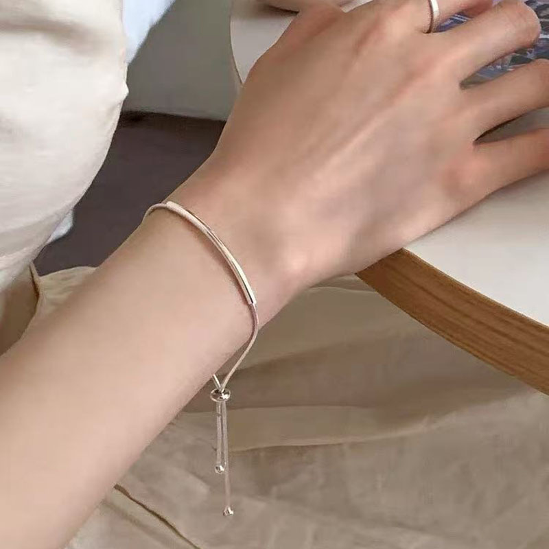 xiaohongshu new sterling silver pearl bracelet women's light luxury high-grade versatile special-interest design bracelet jewelry bracelet full figure