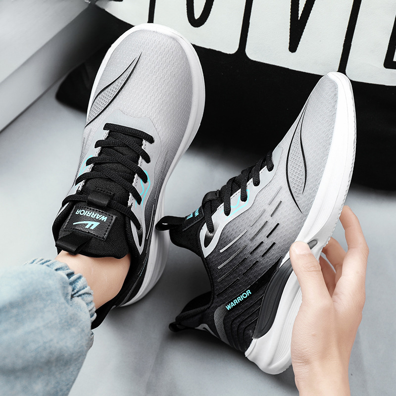 warrior men's shoes 2025 new summer breathable men's section trendy casual shoes ultra-light shock-absorbing running sports shoes for men Item Picture