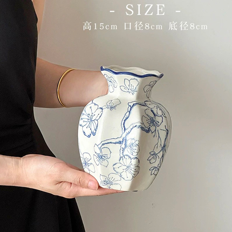 mid-ancient blue and white porcelain vintage ceramic vase flower arrangement decoration high sense niche decorative household vases ceramic flowerpot details Picture