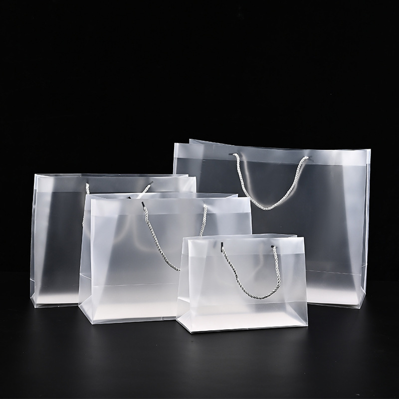 pp transparent handbag wedding gift candy gift gift bag pvc plastic clothes' packaging bag in stock Application Scenario