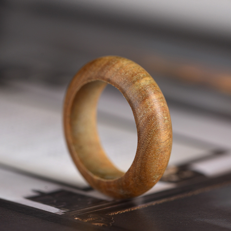 wooden ring rings ring flexible ring classical couple couple rings fashion trendy jewelry rosewood hand ring men's and women's jewelry Application Scenario