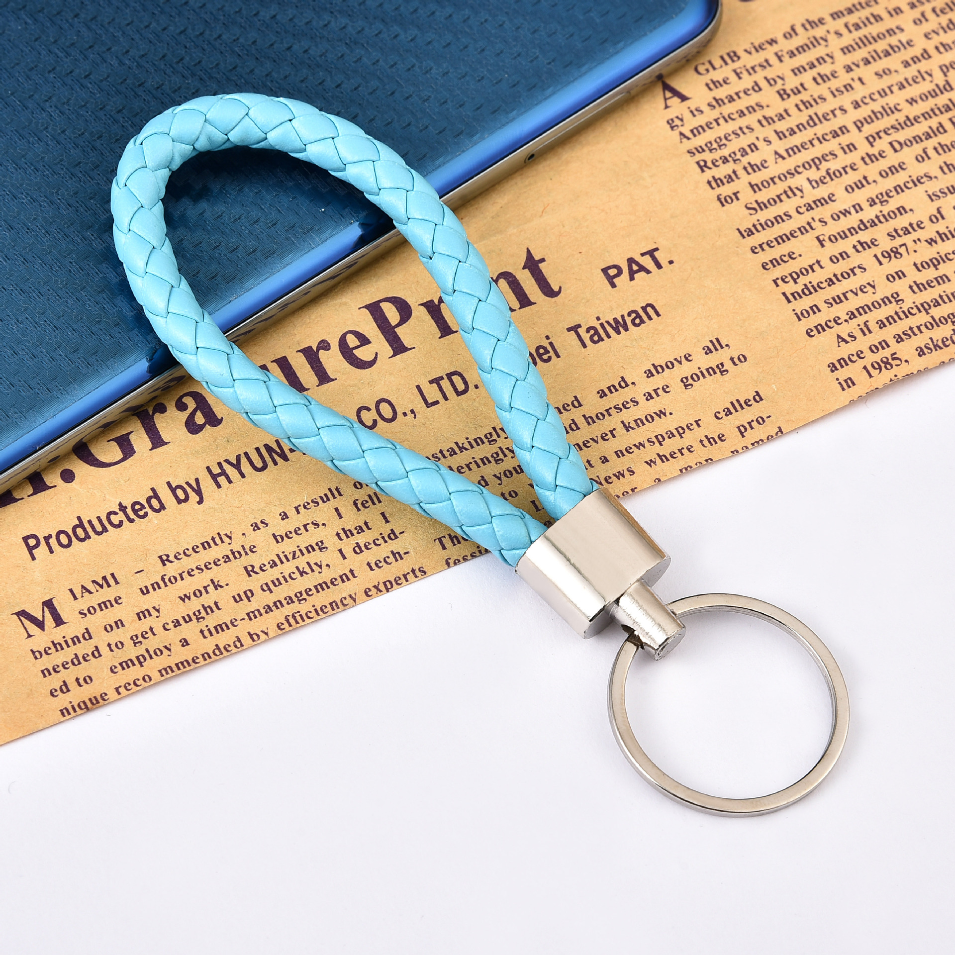 leather rope key chain woven metal key chain accessories hanging decorations car trinkets handbag pendant small gifts wholesale full figure