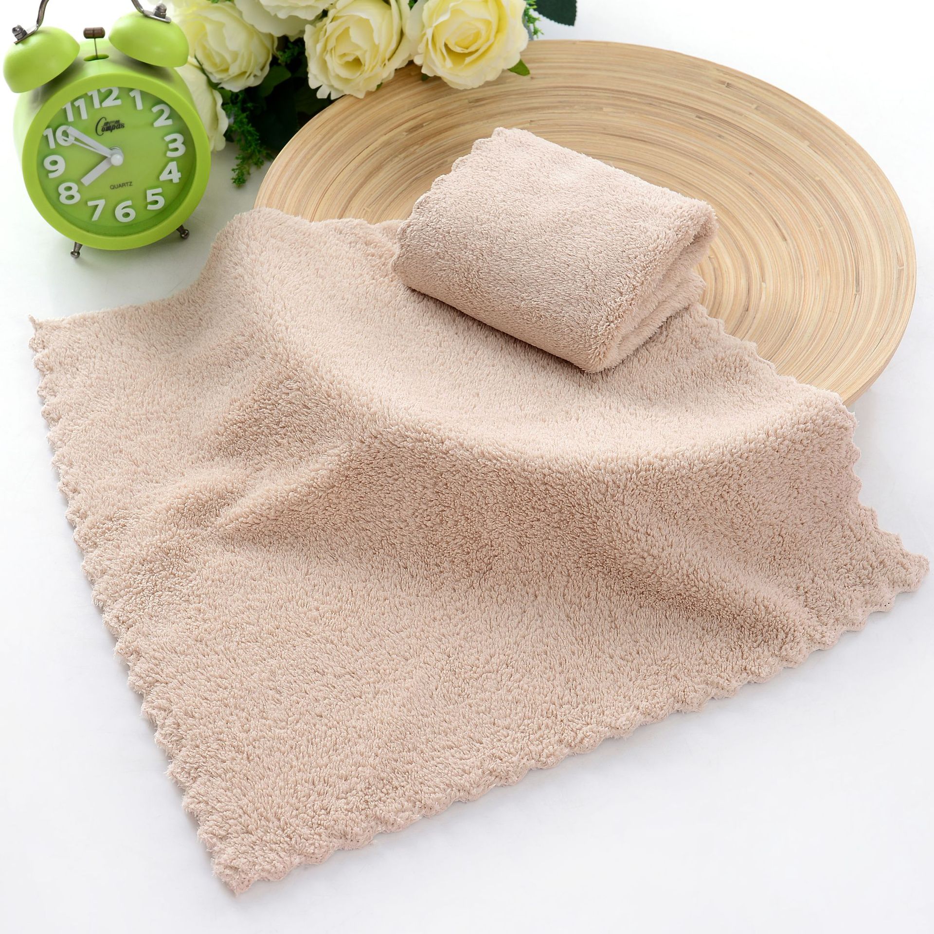 coral fleece 2525 kids' towel face cleaning small square towel makeup remover small tower thickened absorbent Application Scenario