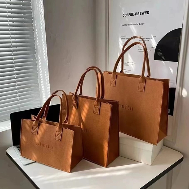 2025 felt handbag internet celebrity enterprise gift bag ad bag trendy simple large capacity felt tote bag Item Picture