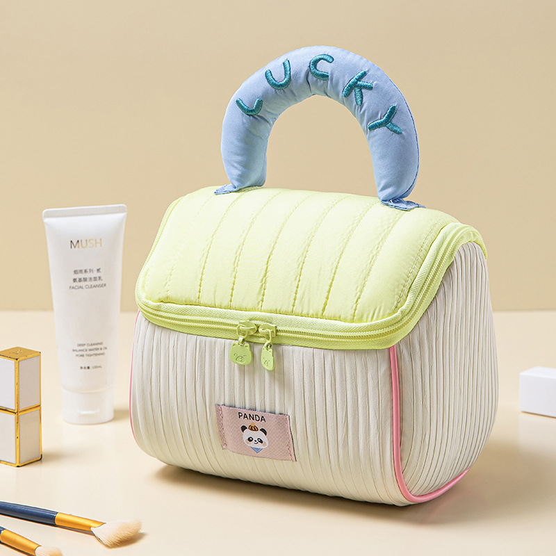 fun cottage storage bag portable house cosmetic bag thickened and large-capacity wash bag soft portable pouch Specification drawing