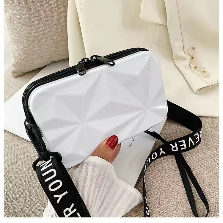 net red cosmetic bag ins trendy one-shoulder messenger bag small square bag change travel bags wash bag pc storage bag Specification drawing